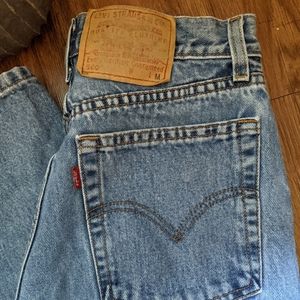 Classic Levi's 560 vintage "Mom jeans"